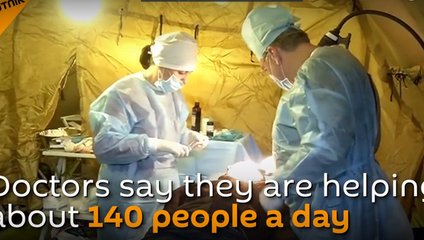 شاهد كيف يمارس الأطباء الروس عملهم في حلب - سبوتنيك عربي