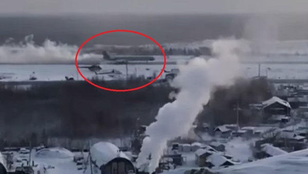 طيار روسي يهبط بطائرة بعد انفجار محركها - سبوتنيك عربي