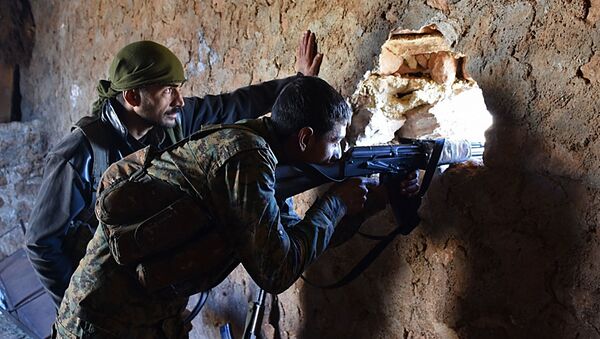 جنود الجيش السوري على مشارف مدينة الباب - سبوتنيك عربي