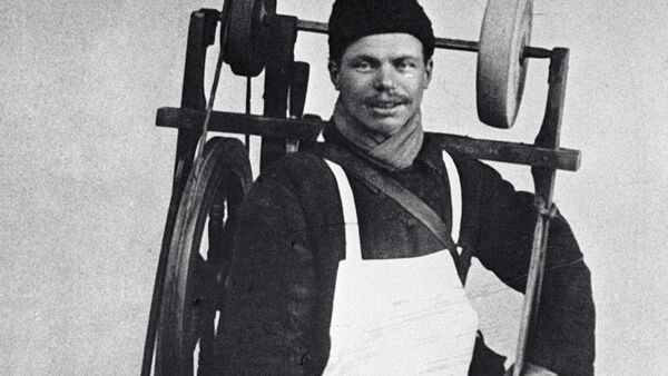 عامل شحذ، موسكو 1913 - سبوتنيك عربي