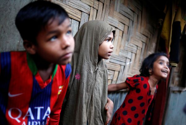 أطفال لاجئون في بنغلادش، 15 فبراير/ شباط 2017 - سبوتنيك عربي