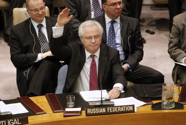 ممثل روسيا الدائم لدى الأمم المتحدة فيتالي تشوركين خلال التصويت على قرار فرض حظر جوي في ليبيا (تشوركين يمتنع)، نيويورك، 11 مارس/  آذار 2011 - سبوتنيك عربي