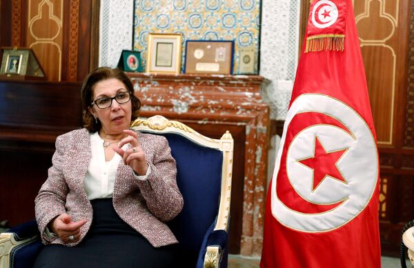وزيرة المالية التونسية لمياء الزريبي وزيرة المالية التونسية لمياء الزريبي - سبوتنيك عربي