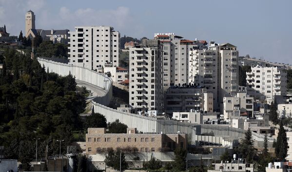 الجدار الفاصل بين الضفة الغربية (حيث الأراضي الفلسطينية) وإسرائيل - سبوتنيك عربي