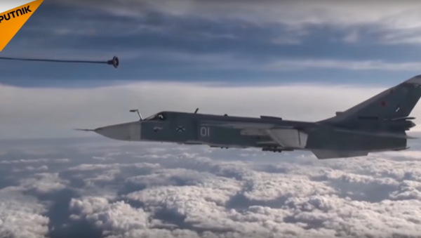 كيف تتزود القاذفة سو-24 بالوقود فوق السماء - سبوتنيك عربي