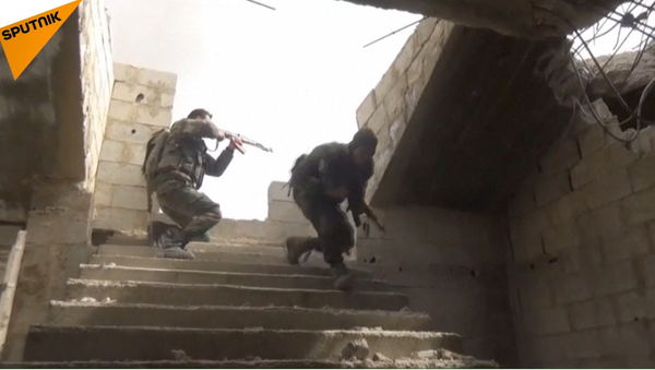 اشتباكات شرسة في الغوطة... قوات الجيش السوري تستعيد أجزاء من الغوطة الشرقية - سبوتنيك عربي