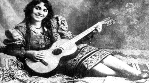 منيرة المهدية منيرة المهدية - سبوتنيك عربي