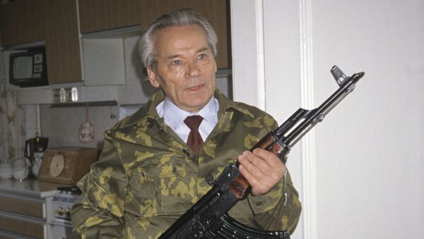 مصمم بندقية كلاشنكوف AK 47، ميخائيل تيموفييفيتش كلاشنيكوف - سبوتنيك عربي