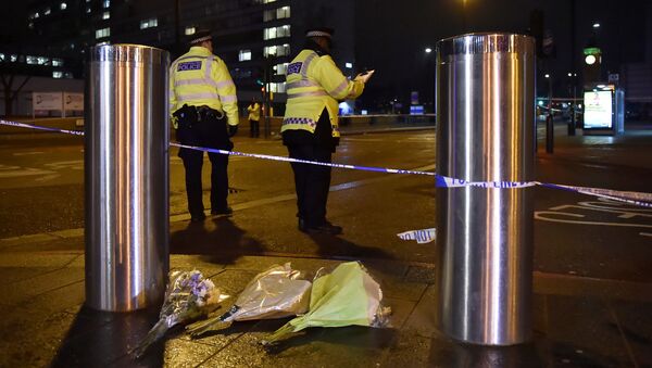 الوضع في لندن بعد إطلاق النار بالقرب من البرلمان البريطاني - الشرطة والبريطانيون - سبوتنيك عربي