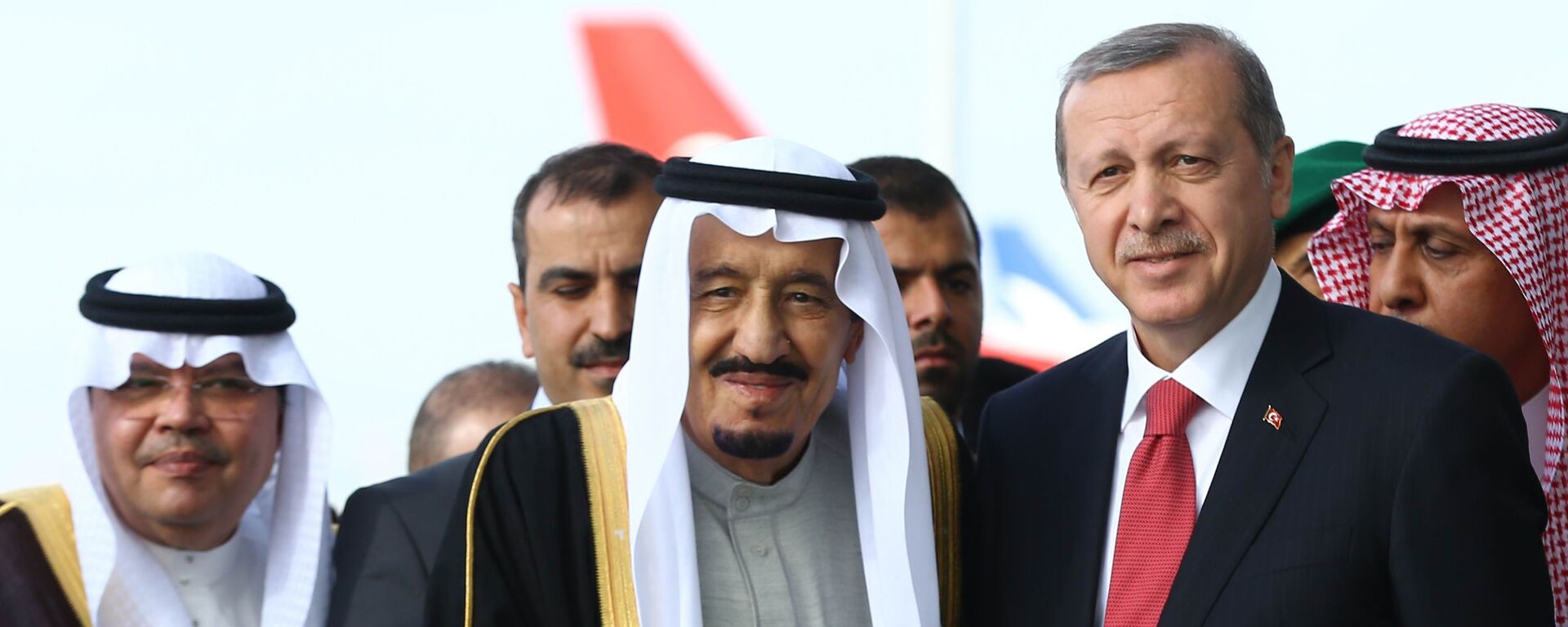 الملك السعودي سلمان بن عبد العزيز آل سعود مع الرئيس التركي رجب طيب أردوغان - سبوتنيك عربي, 1920, 05.05.2021