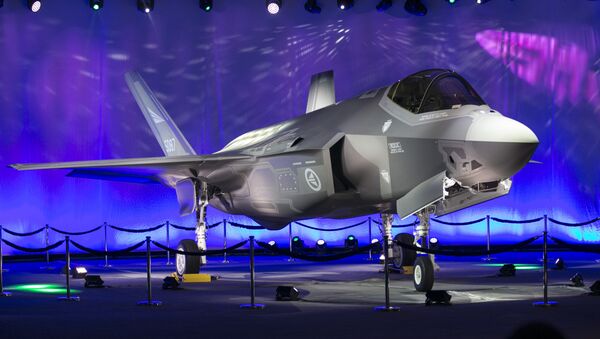 First Norwegian Armed Forces Lockheed Martin F-35A Lightning II, known as AM-1 Joint Strike Jet Fighter, is unveiled during the rollout celebration at Lockheed Martin production facility in Fort Worth, TX - سبوتنيك عربي