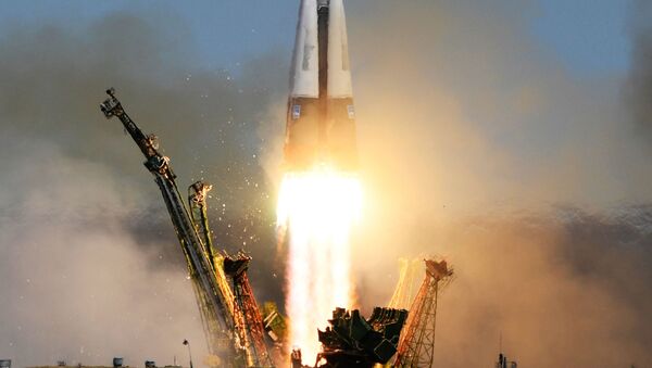 انطلق الصاروخ الناقل سويوز – إف - غي اليوم الخميس 20 أبريل/ نيسان، إلى محطة الفضاء الدولية، مقلا المركبة المأهولة سويوز ام سي - 04 - سبوتنيك عربي