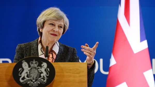 رئيسة الوزراء البريطانية تيريزا ماي - سبوتنيك عربي