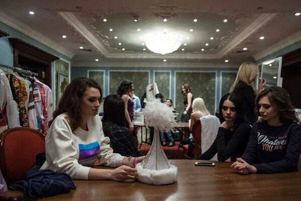 المشاركات خلال نهائي مسابقة الحسناء الروسية - 2017 في موسكو - سبوتنيك عربي