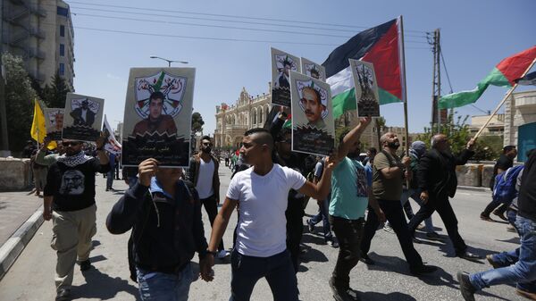 مسيرة تضامنية مع أسرى للسجون الإسرائيلية في بيت لحم، الضفة الغاربية، فلسطين - سبوتنيك عربي