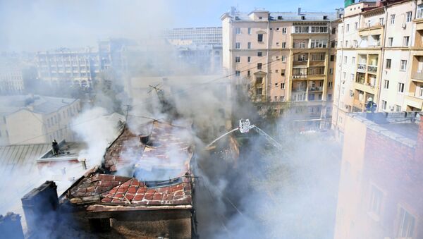 إخماد الحريق وسط موسكو - سبوتنيك عربي