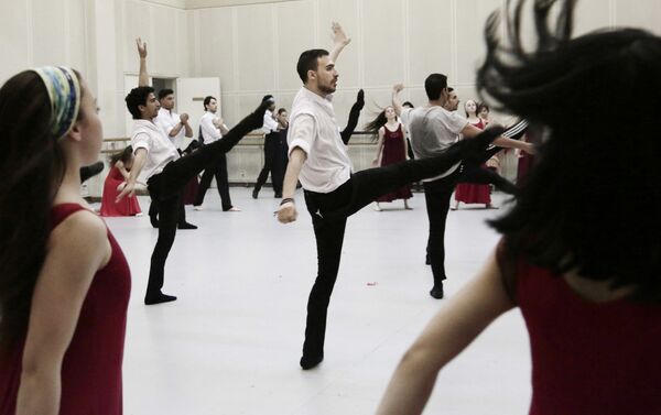 رقص الباليه في مصر - التدريبات في دار الأوبرا بالقاهرة - سبوتنيك عربي