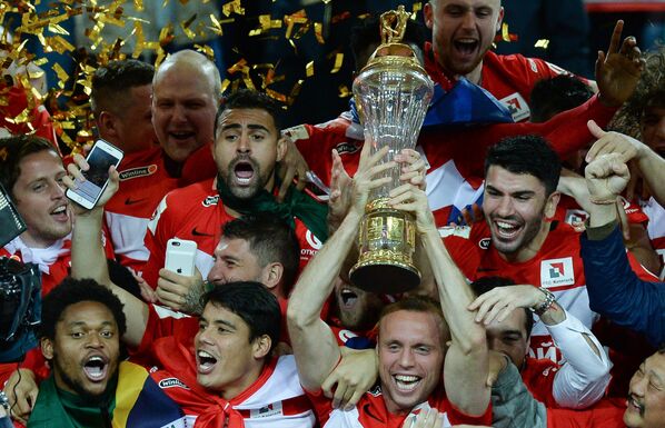 الاحتفال بفوز فريق سبارتاك موسكو على فريق تيريك وتتويجه بلقب بطل الدوري للمرة الـ 11. - سبوتنيك عربي