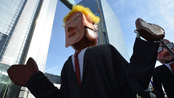 مظاهرات ضد الرئيس الأمريكي دونالد ترامب في بروكسيل، بلجيكا - سبوتنيك عربي