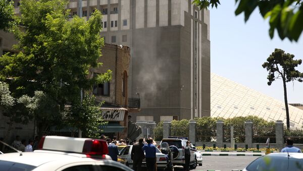 إطلاق نار داخل مبنى البرلمان الإيراني وسط العاصمة طهران، إيران - سبوتنيك عربي