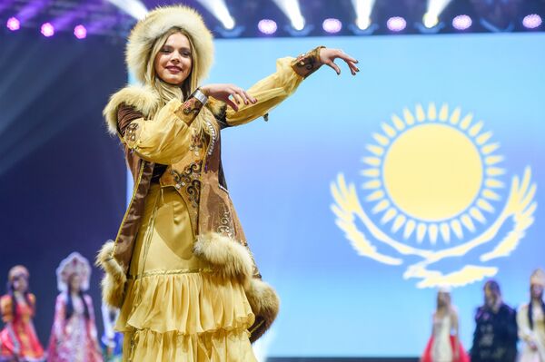 نهائي المسابقة الدولية ملكة جمال رابطة الدول المستقلة لعام 2017 - سبوتنيك عربي