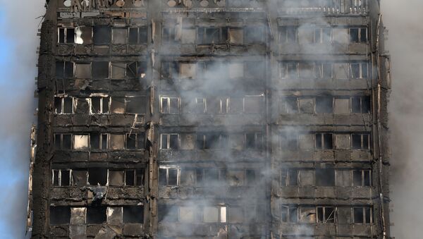 حريق هائل في لندن، 14 يونيو/ حزيران 2017 - سبوتنيك عربي