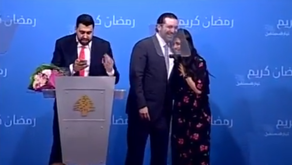 الحريري يفاجئ فتاة لبنانية بعرض للزواج - سبوتنيك عربي