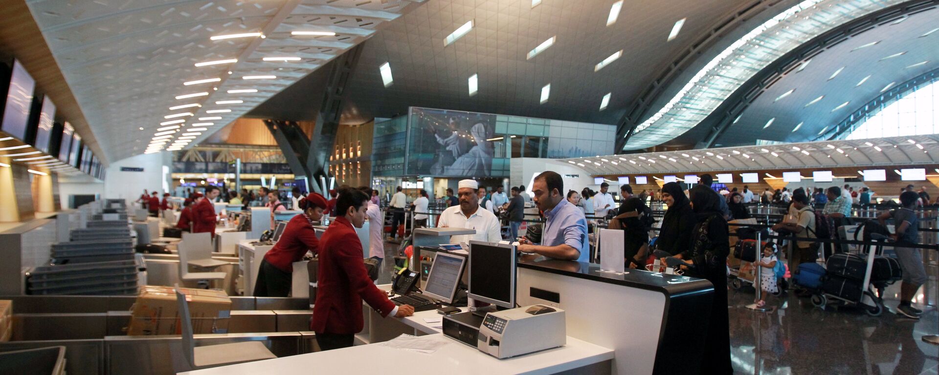 مطار الدوحة - سبوتنيك عربي, 1920, 29.12.2021