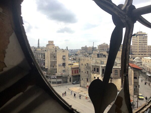 مشهد من برج الساعة في حلب على الحي القديم - سبوتنيك عربي