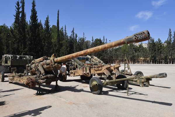 الأسلحة التي تحتاج إلى تصليح خارج المصنع، حماة - سبوتنيك عربي