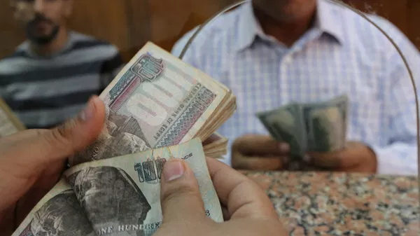 كريدي سويس: الجنيه سينخفض 20% وصفقات حكومية جديدة بمليار$ قريبا