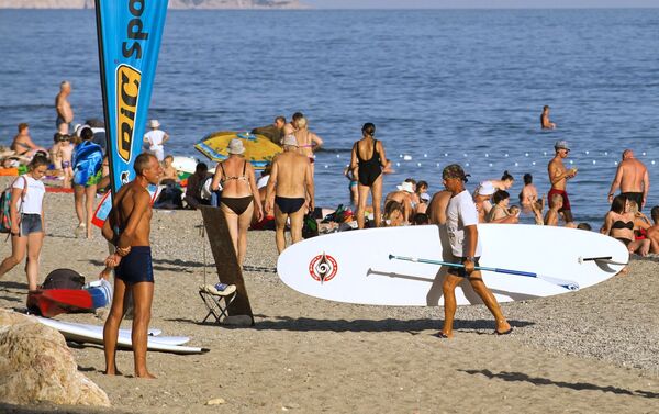 السياحة في القرم - شاطئ ياشموف في سيفاستوبل - سبوتنيك عربي