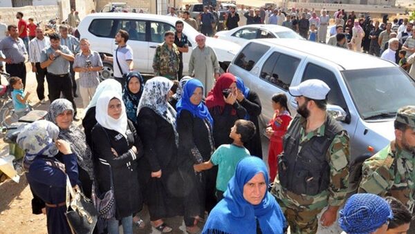 عودة مئات العائلات إلى منازلها بريف حماة الشمالي - سبوتنيك عربي