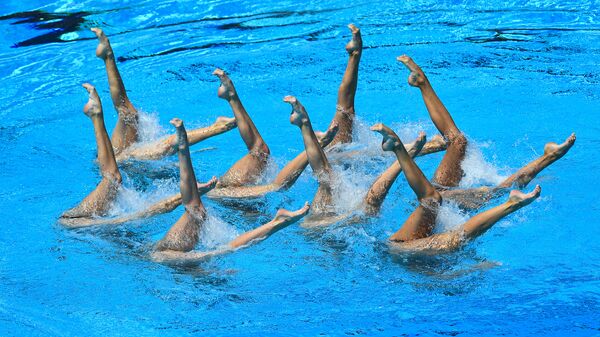 الفريق الروسي يتأهل إلى نهائي بطولة العالم للسباحة الإيقاعية في بودابست، المجر - سبوتنيك عربي