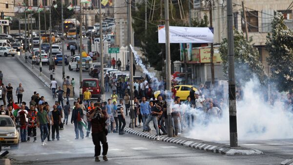 مواجهات بين الفلسطينيين وقوات الأمن الإسرائيلية في بيت لحم، الضفة الغربية، فلسطين 19 يوليو/ تموز 2019 - سبوتنيك عربي