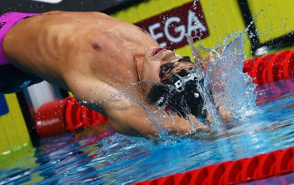 الروسي يفغيني ريلوف في نهائي بطولة العالم للسباحة، في سباحة 200متر للرجال، بودابست - سبوتنيك عربي