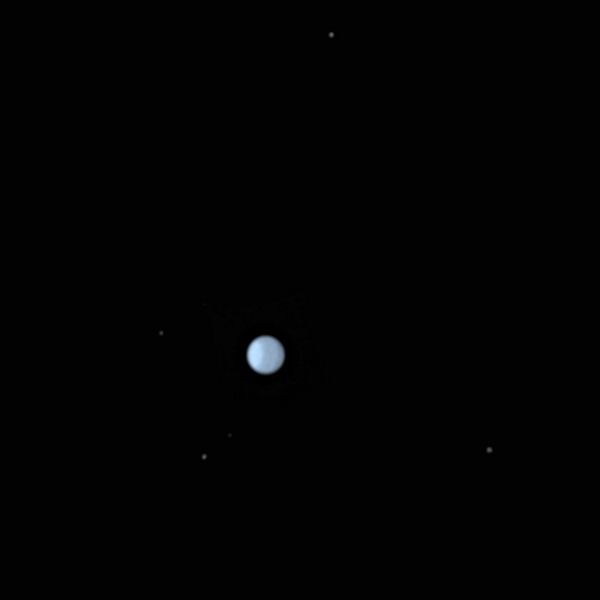 القائمة القصيرة لمسابقة التصوير الفلكي الدولية أستروفوتوغروفي لعام 2017 (Insight Astronomy Photographer of the Year) - صورة بعنوان كوكب أورانوس الجليدي الضخم في فصل الشتاء (Winter Ice Giant Uranus) للمصور مارتن لويس - سبوتنيك عربي