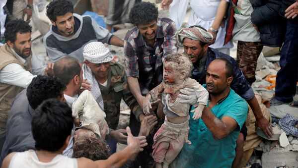 ضربة جوية للتحالف قتلت 35 في صنعاء، اليمن 25 أغسطس/ آب 2017 - سبوتنيك عربي