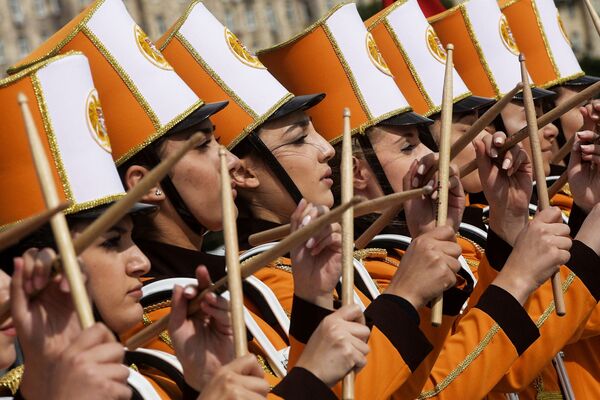 مهرجان سباسكايا باشنيا الدولي للموسيقى العسكرية على الساحة الحمراء في موسكو - فريق أوركيسترا من يريفان، أرمينيا - سبوتنيك عربي