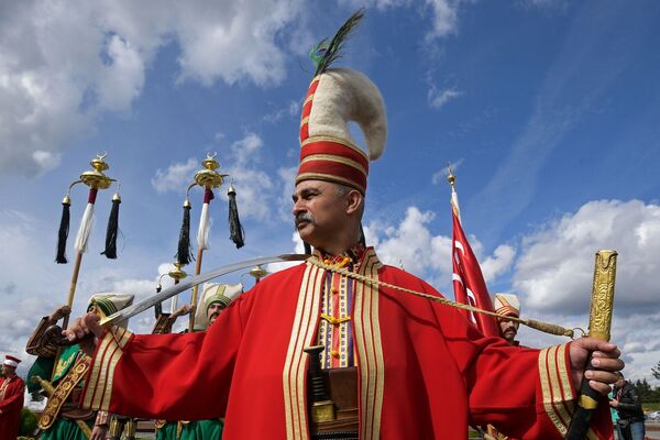 مهرجان سباسكايا باشنيا الدولي للموسيقى العسكرية على الساحة الحمراء في موسكو - فريق أوركيسترا من تركيا - سبوتنيك عربي