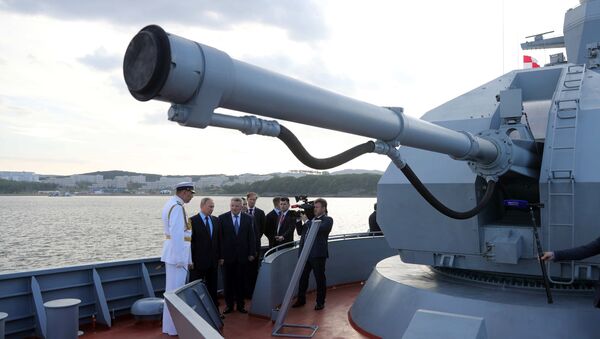 بوتين يتفحص السفينة الحربية الجديدة سوفيرشيني - سبوتنيك عربي