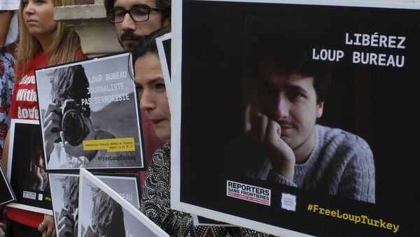 تركيا تفرج عن الصحافي الفرنسي لو بورو بعد اعتقال دام أكثر من 50 يوما - سبوتنيك عربي