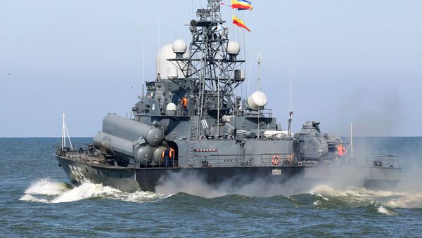 مناورات الغرب-2017 بين روسيا وبيلاروسيا - سفينة صغيرة غيزير حاملة الصواريخ - سبوتنيك عربي