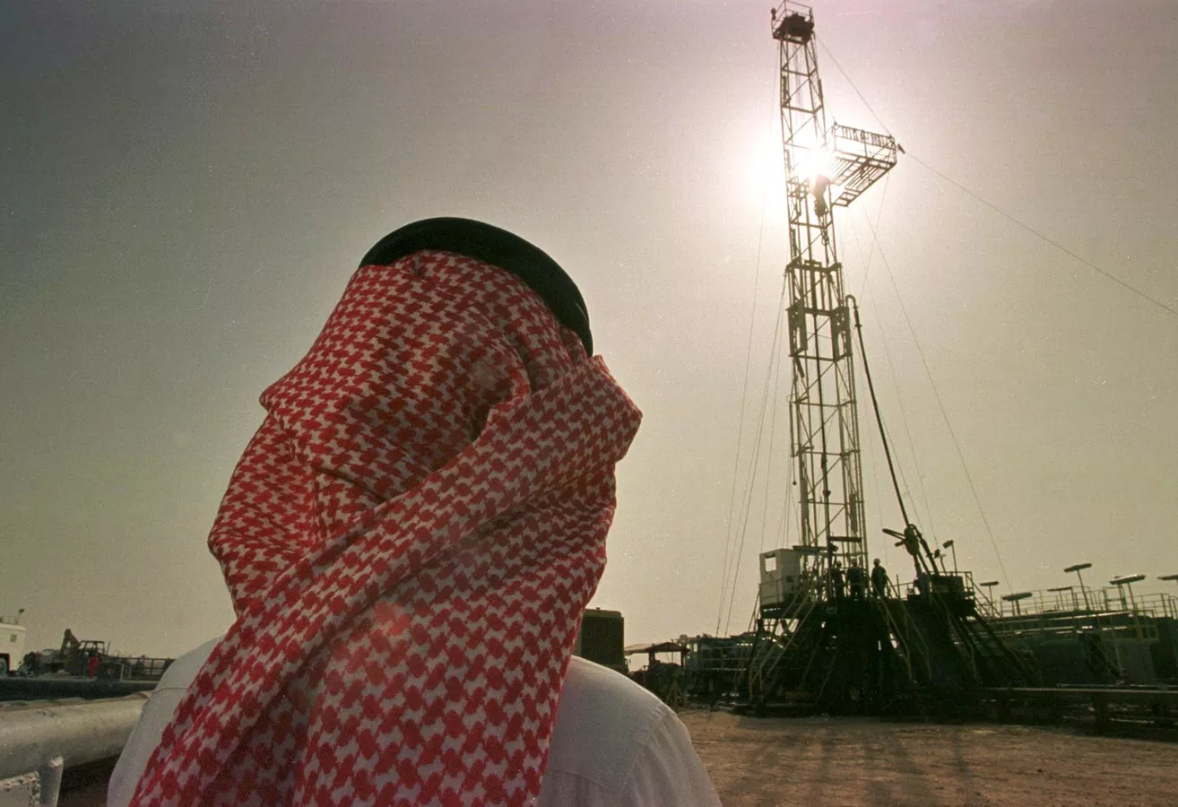 سر عدم استخدام الخليج ورقة النفط لوقف حرب غزة: يرفض تسييس السلع