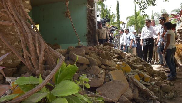 الرئيس المكسيكي يزور المناطق المتضررة من الزلزال المدمر - سبوتنيك عربي