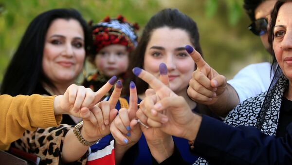 نساء شاركن في استفتاء كردستان - سبوتنيك عربي