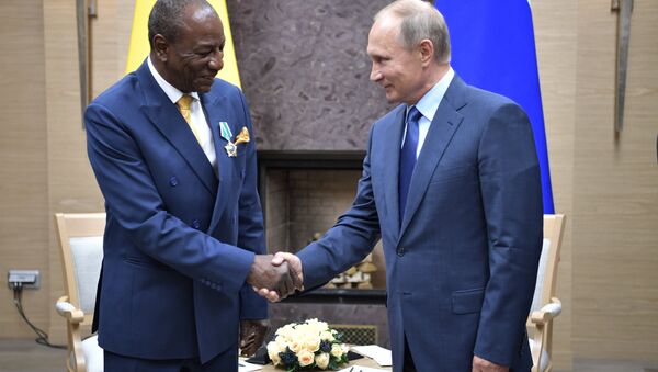 بوتين خلال  محادثاته مع رئيس غينيا، الفا كوندي - سبوتنيك عربي