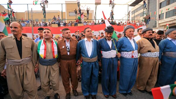 احتفالات الأكراد بنتيجة الاستفتاء - سبوتنيك عربي