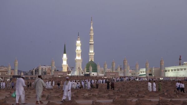 المسجد النبوي في المدينة، السعودية 5 يوليو/ تموز 2013 - سبوتنيك عربي