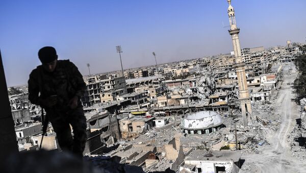 القوات الديموقراطية السورية في الرقة، سوريا 17 أكتوبر/ تشرين الأول 2017 - سبوتنيك عربي